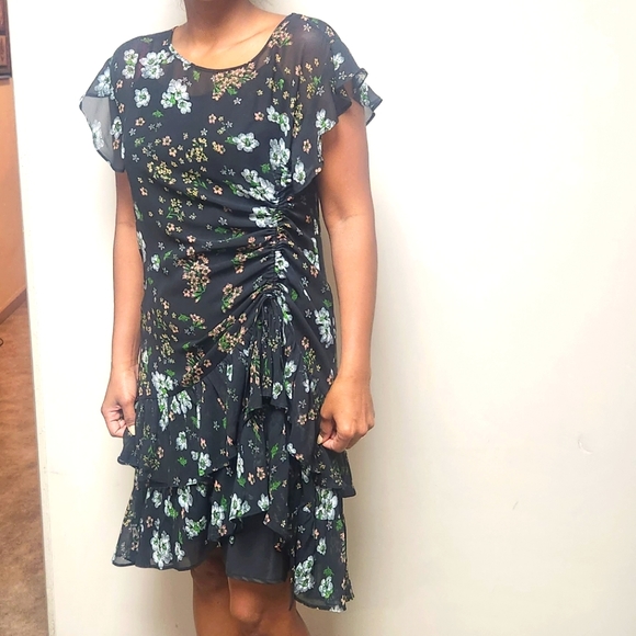 Floral sheer dress with layers & side ruching - Picture 1 of 11